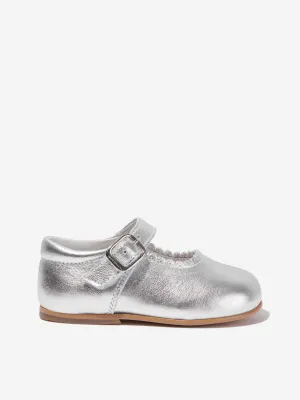 Andanines Girls Patent Leather Mary Jane Shoes in Silver