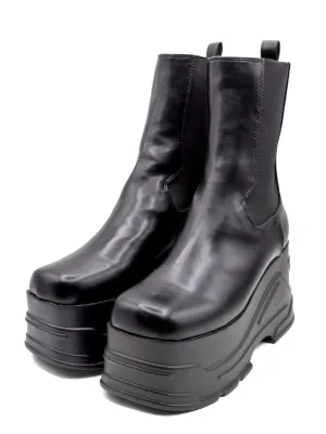 Devil's Den Platform Chelsea Boot- Black