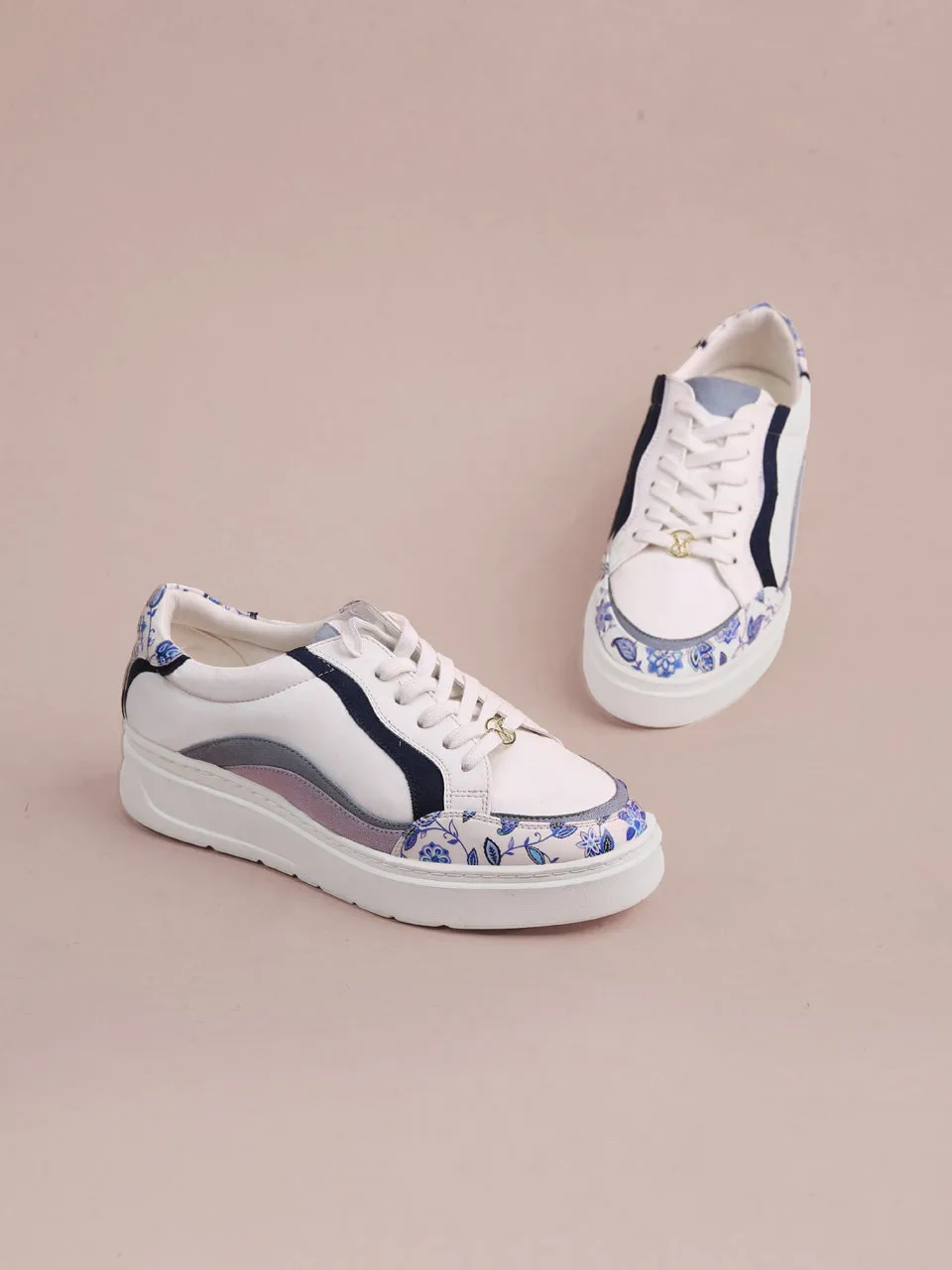 Monrow Ashley Blue Sneakers